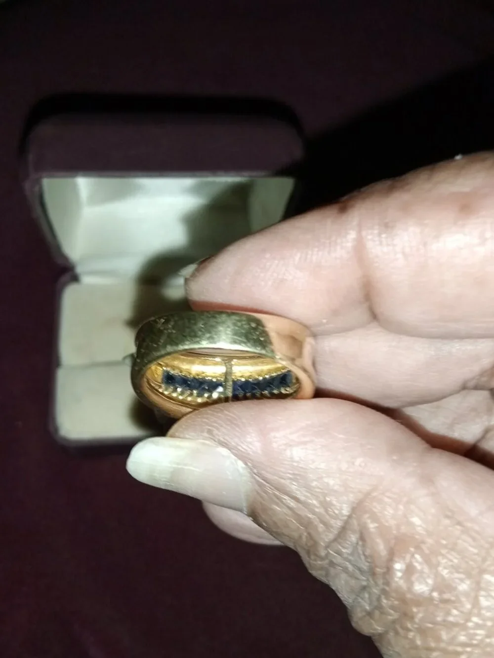 Very Nice 14kt Solid Gold 7.2g Blue Sapphire Men's Ring Sz 7.25
